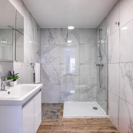 Block Apartment